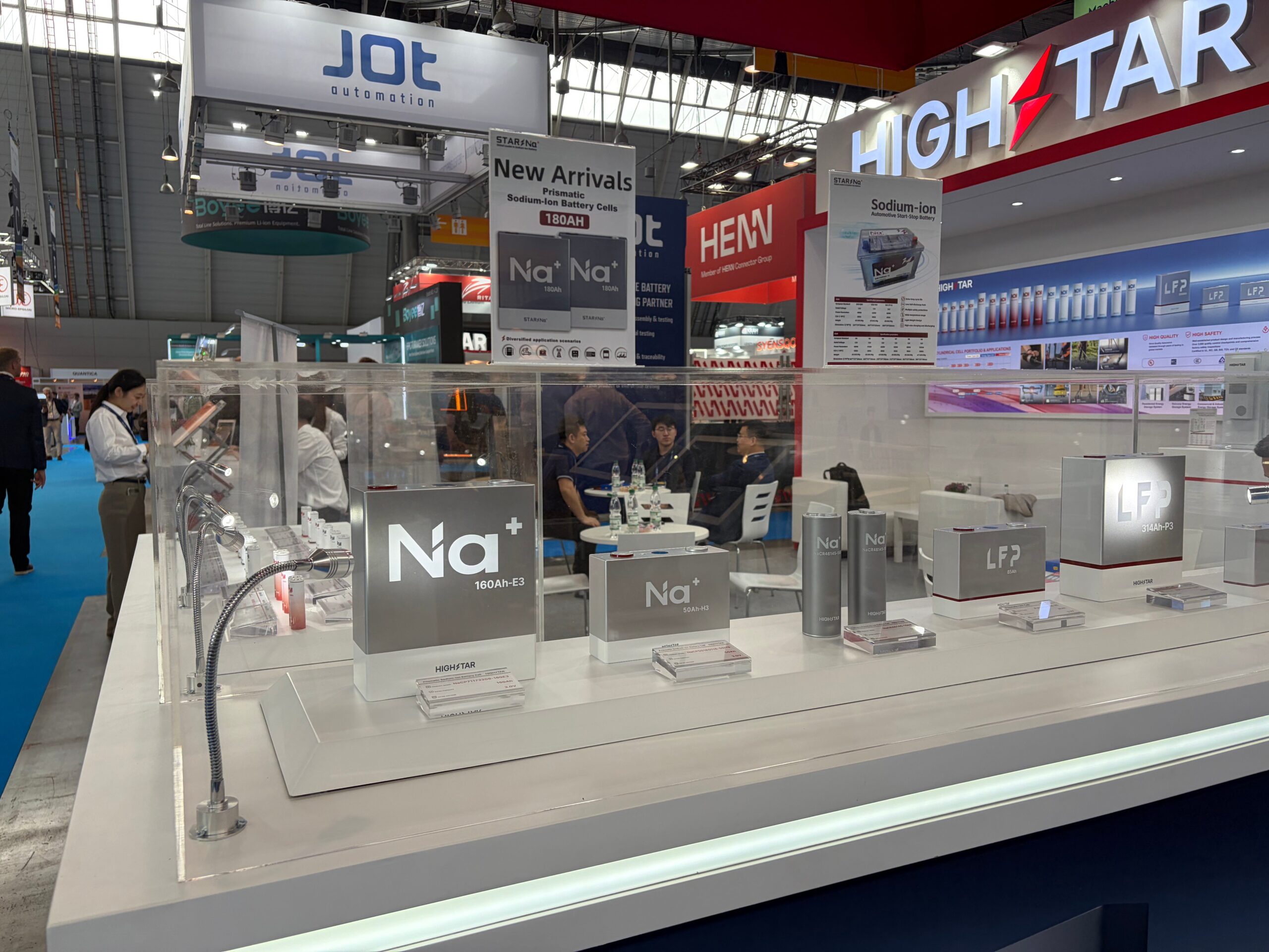 Shining at the Battery SHow Europe 2026, Highstar Sodium Signs Contracts On-Site, Gaining High Recognition from EU Clients new1